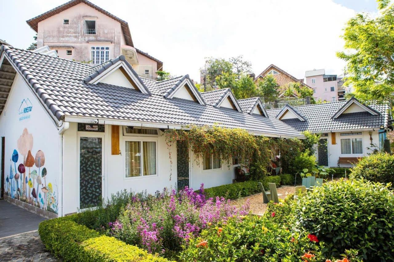 La Nha Homestay Da Lat Eksteriør billede